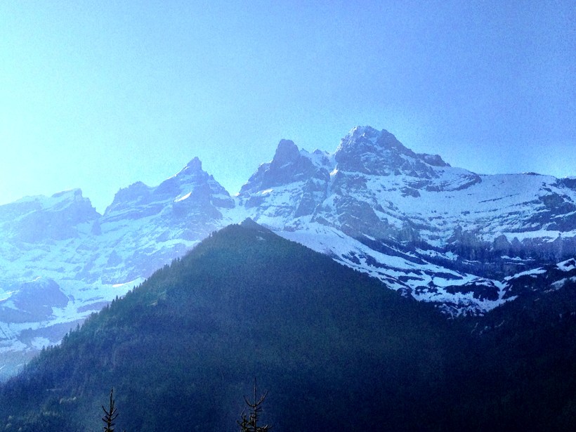 Early morning and the Dents are mysteriously silhouetted