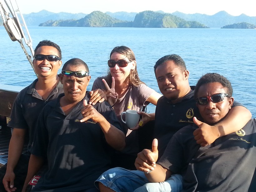 Andrea and the dive masters - Andri, Bugis (tender skipper), Steve and Ben