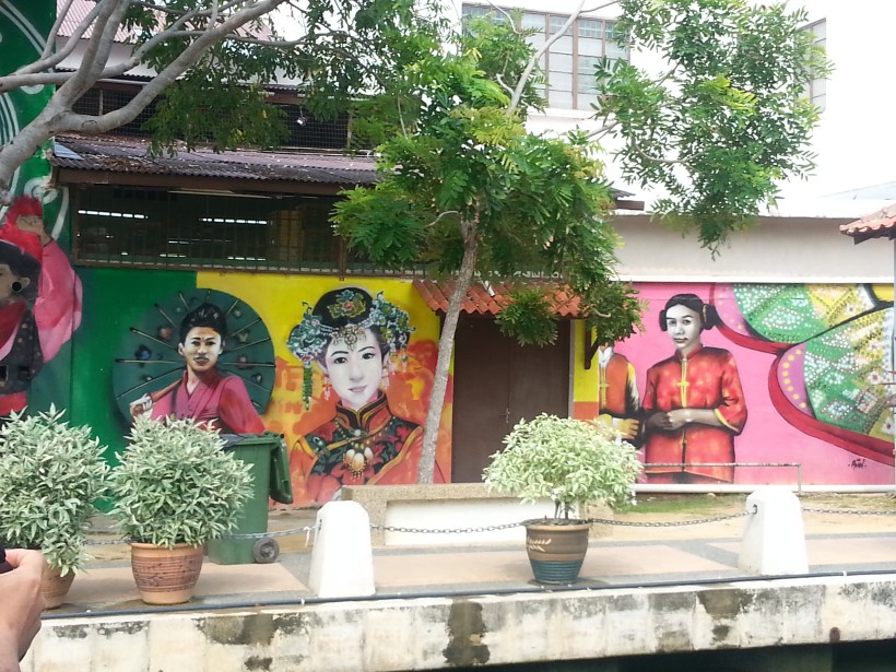 The fabulous murals in Malaka