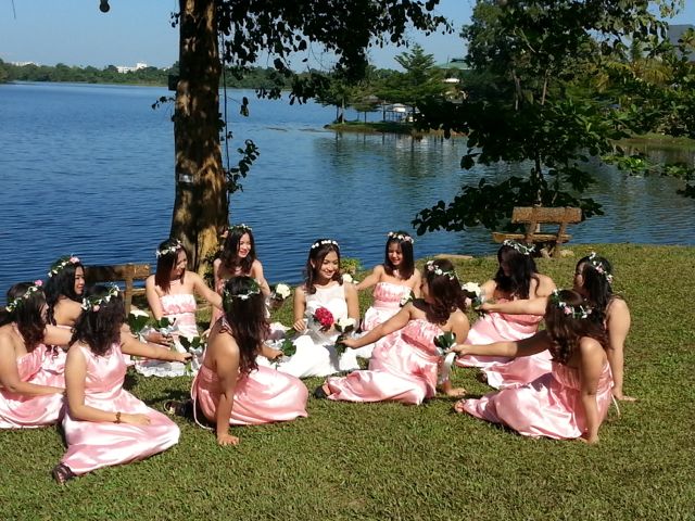 Bridal party having a lunch-time rehearsal!