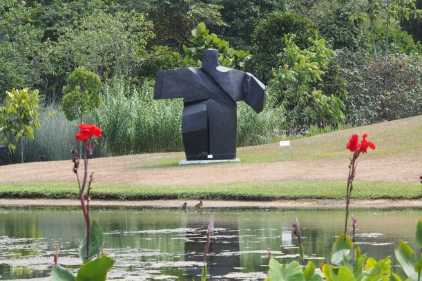 Ju Ming sculpture in the Botanic garden