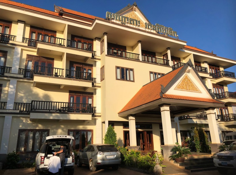 5C1E13B7-1AC5-4668-B4C9-87AC4952388A