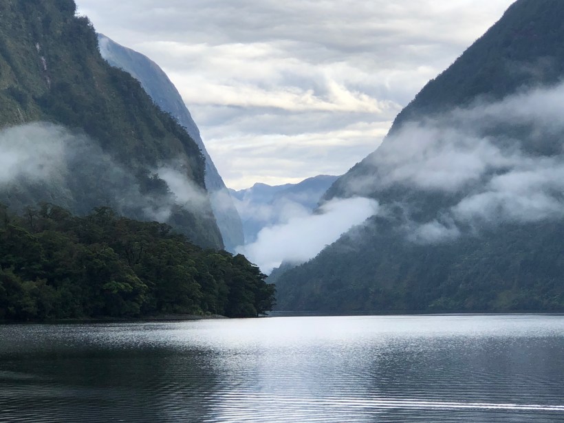 E02C18D4-20D7-4F59-A1F4-590147A4DAE1